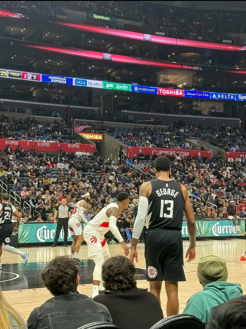 加图索在看台观战？巴尔泰萨吉：我很高兴，但我不关注这些事（加图索疑现身看台，巴尔泰萨吉：我很高兴，但不予置评）