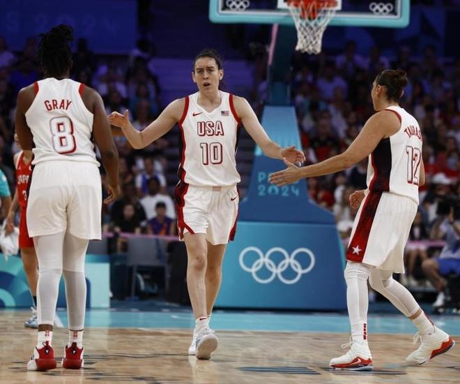 记者：与安哥拉一役，梅西、劳塔罗与阿尔马达或将搭档锋线（记者：对阵安哥拉，梅西、劳塔罗与阿尔马达有望联袂出击锋线）