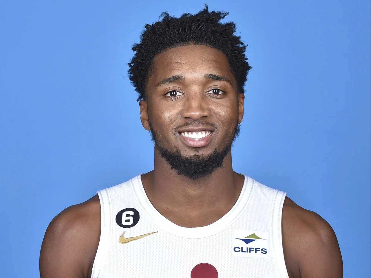 雷迪克谈社媒时代执教：球员活在评论里，保持稳定颇具挑战（雷迪克谈社媒时代执教：球员深陷评论区，维持稳定更难）