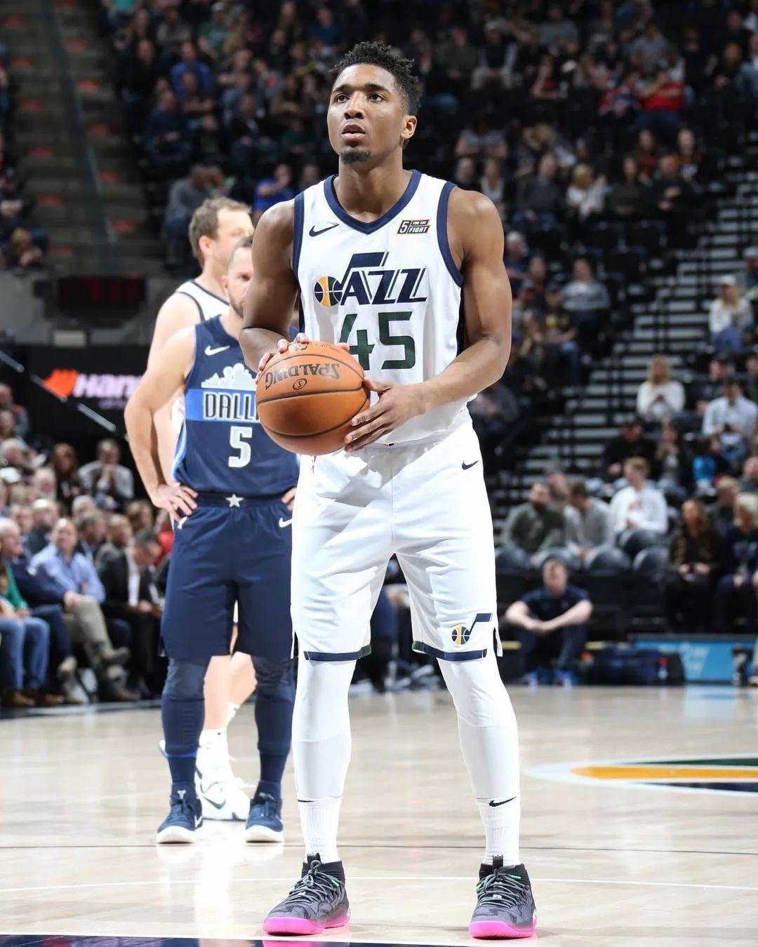 比塞克：丢球让我有些生气；我们知道自己很强，能够实现目标（比塞克：失球让我有点恼火；我们清楚自身很强，有能力实现目标）